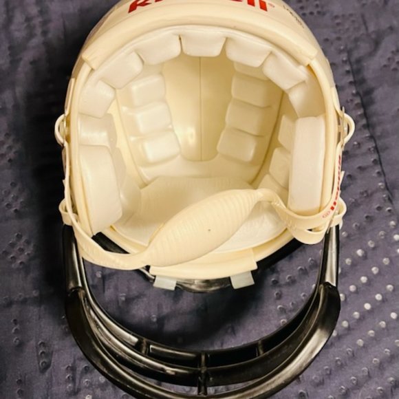 Disney Mini Helmet Ridell Tigger's Tornadoes Size 3-5/8 VERY RARE FIND! - Picture 3 of 4